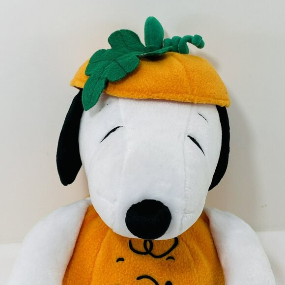 Hallmark Snoopy Peanuts Plush Pumpkin Patch Thanksgiving Fall Halloween Costume - Picture 7 of 12
